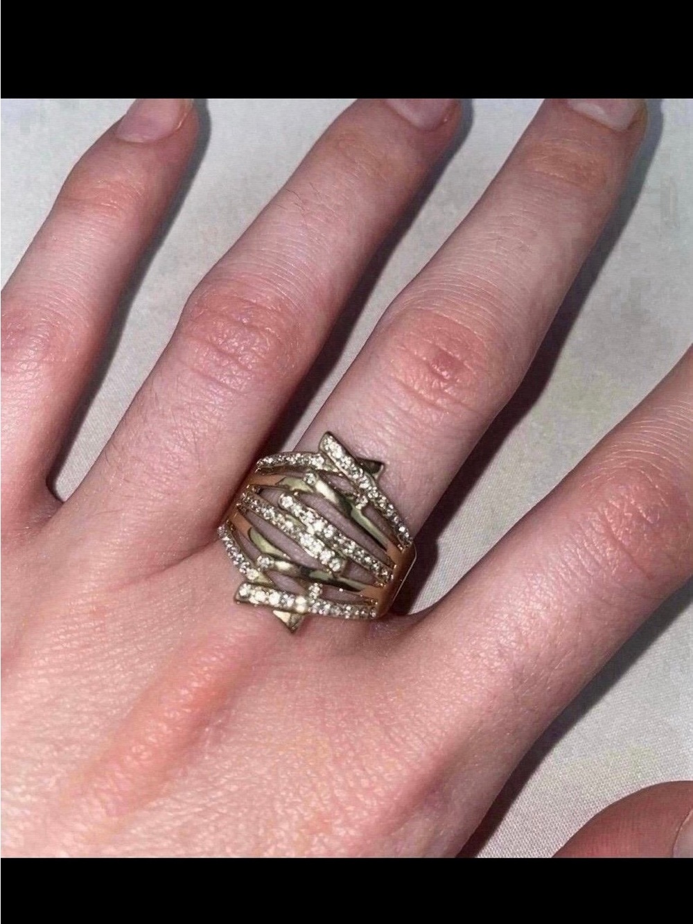 NEW Ring